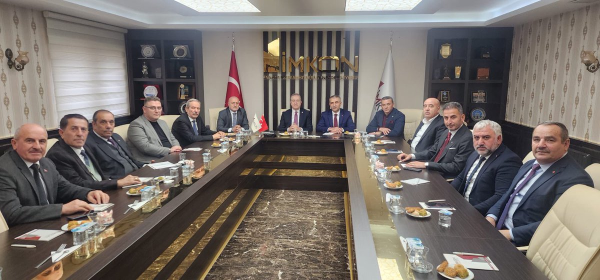 Milliyetçi Hareket Partisi Yerel Yönetimlerden Sorumlu Genel Başkan Yardımcısı Ankara Milletvekili sayın Sadır Durmaz beyefendiyi konfederasyonumuzda ağırladık.